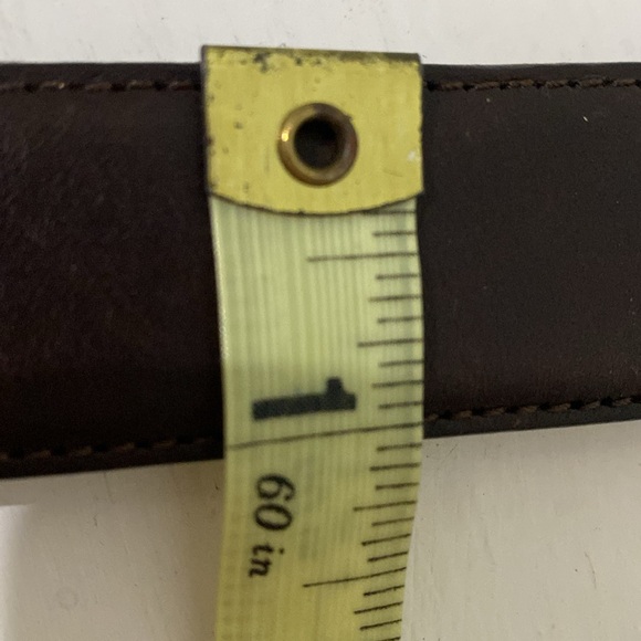 COACH #3709 brown leather men’s belt with brass buckle, 38 inches/95cm - Picture 14 of 15